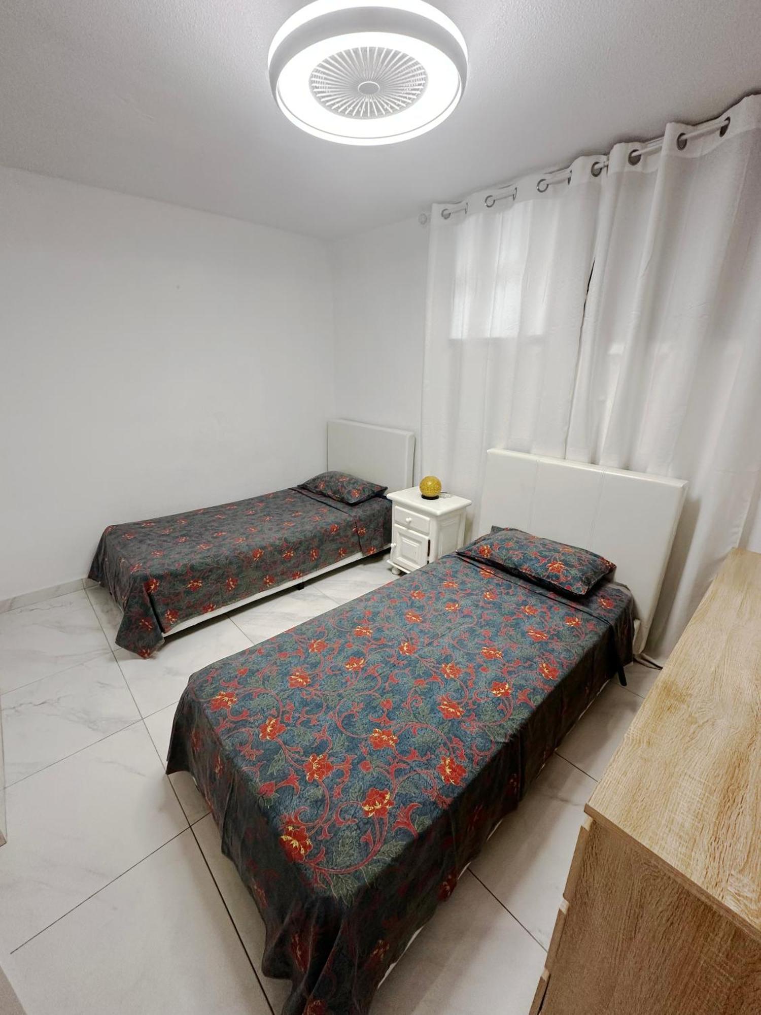 Classbnb - 3 Apartments 50M From The Las Americas Promenade Arona  Bagian luar foto